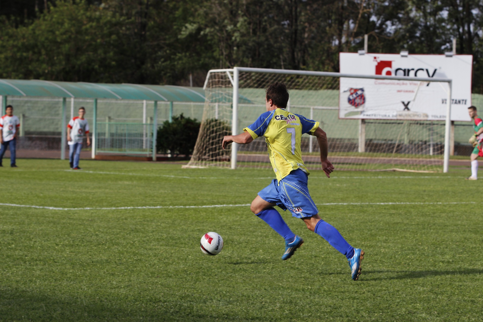 The Joys of Amateur Football